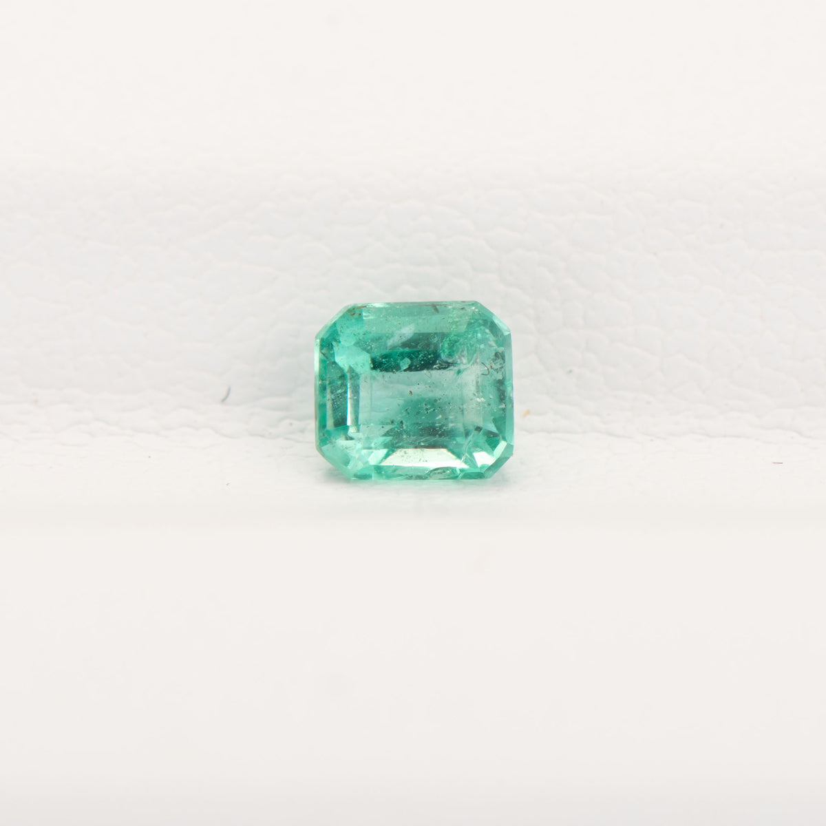 Esmeralda Verde Natural de 0.38Ct.