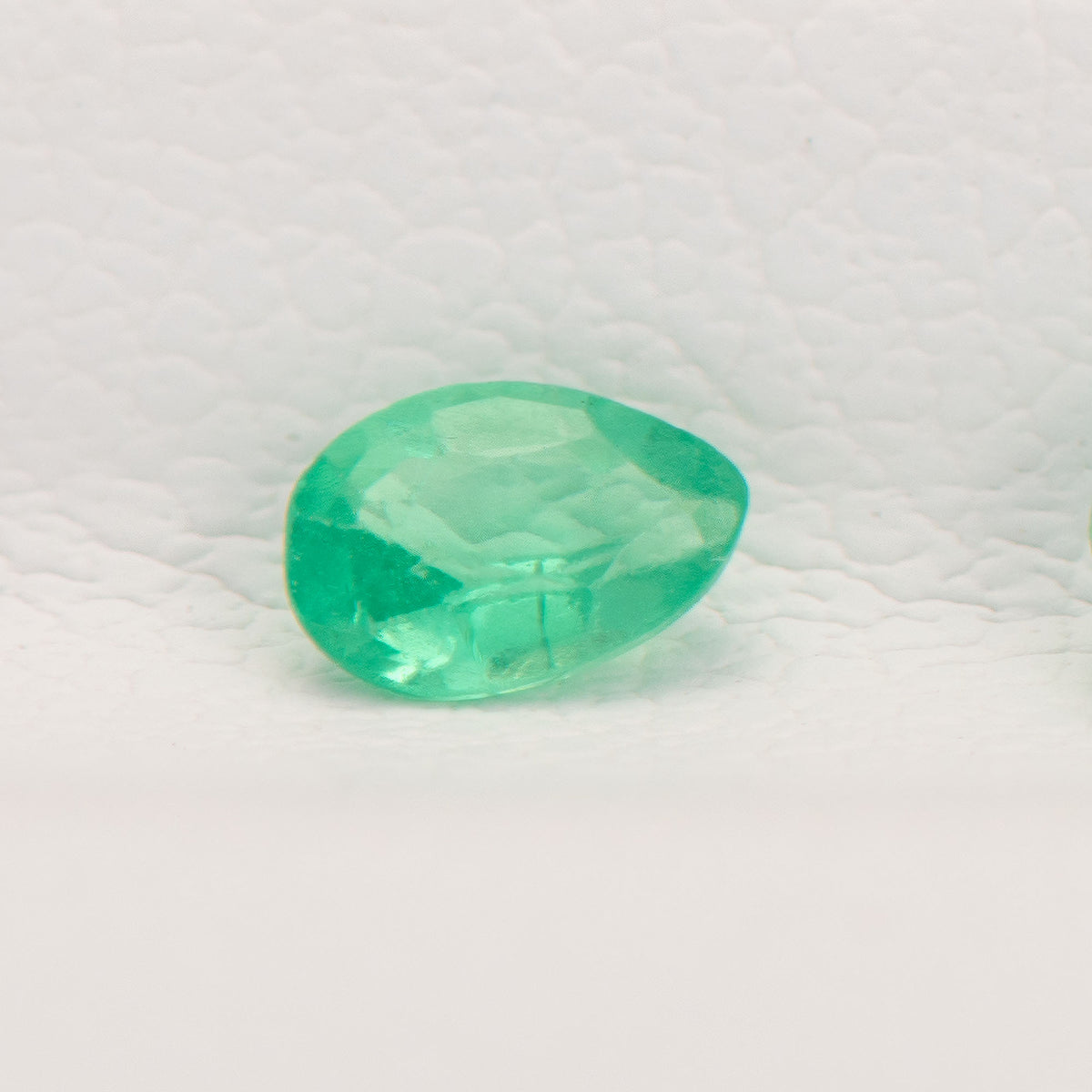 Esmeralda Verde Natural de 0.17Ct.