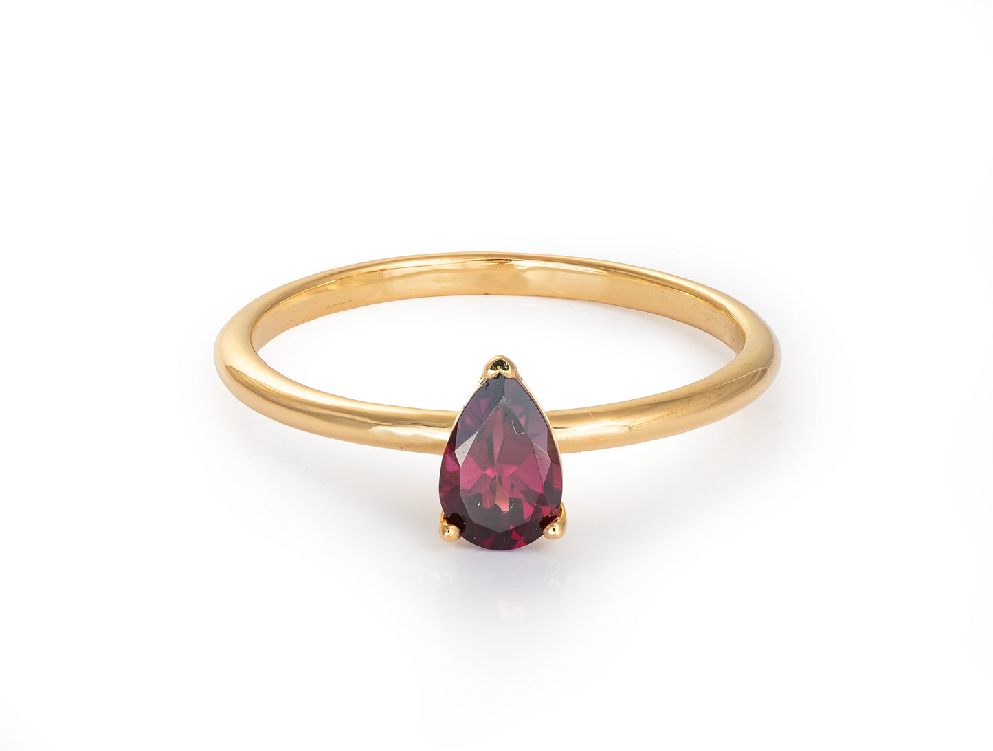 Anillo de Oro 18K con Rodolita natural