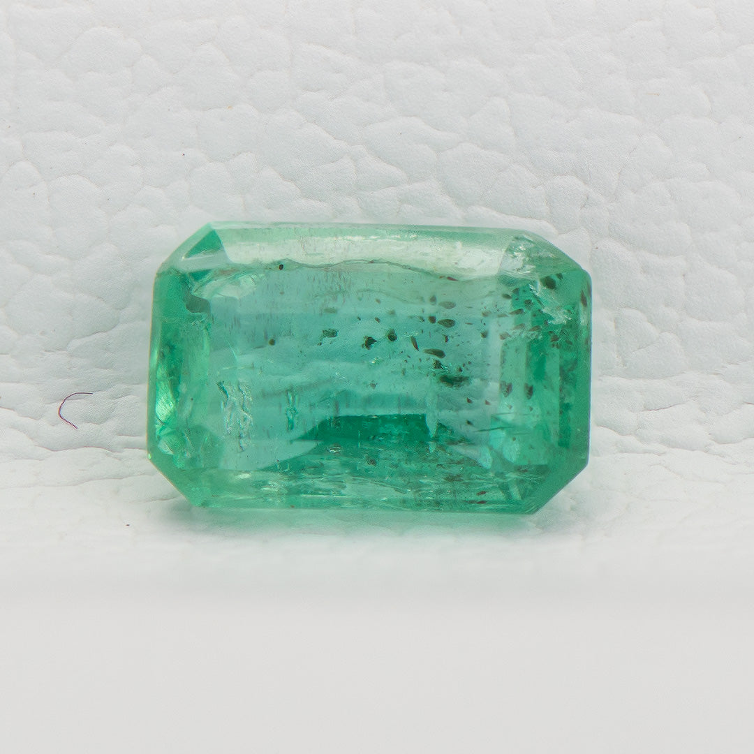 Esmeralda Verde Natural de 0.38Ct.