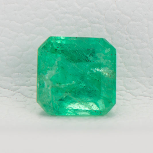 Esmeralda Verde Natural de 0.38Ct.