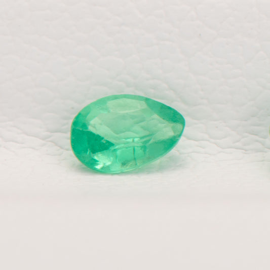 Esmeralda Verde Natural de 0.17Ct.