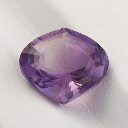Amatista Violeta Claro Natural de 4.8Ct.