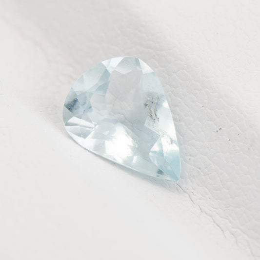 Aguamarina Celeste Cristalino Natural de 0.67Ct.