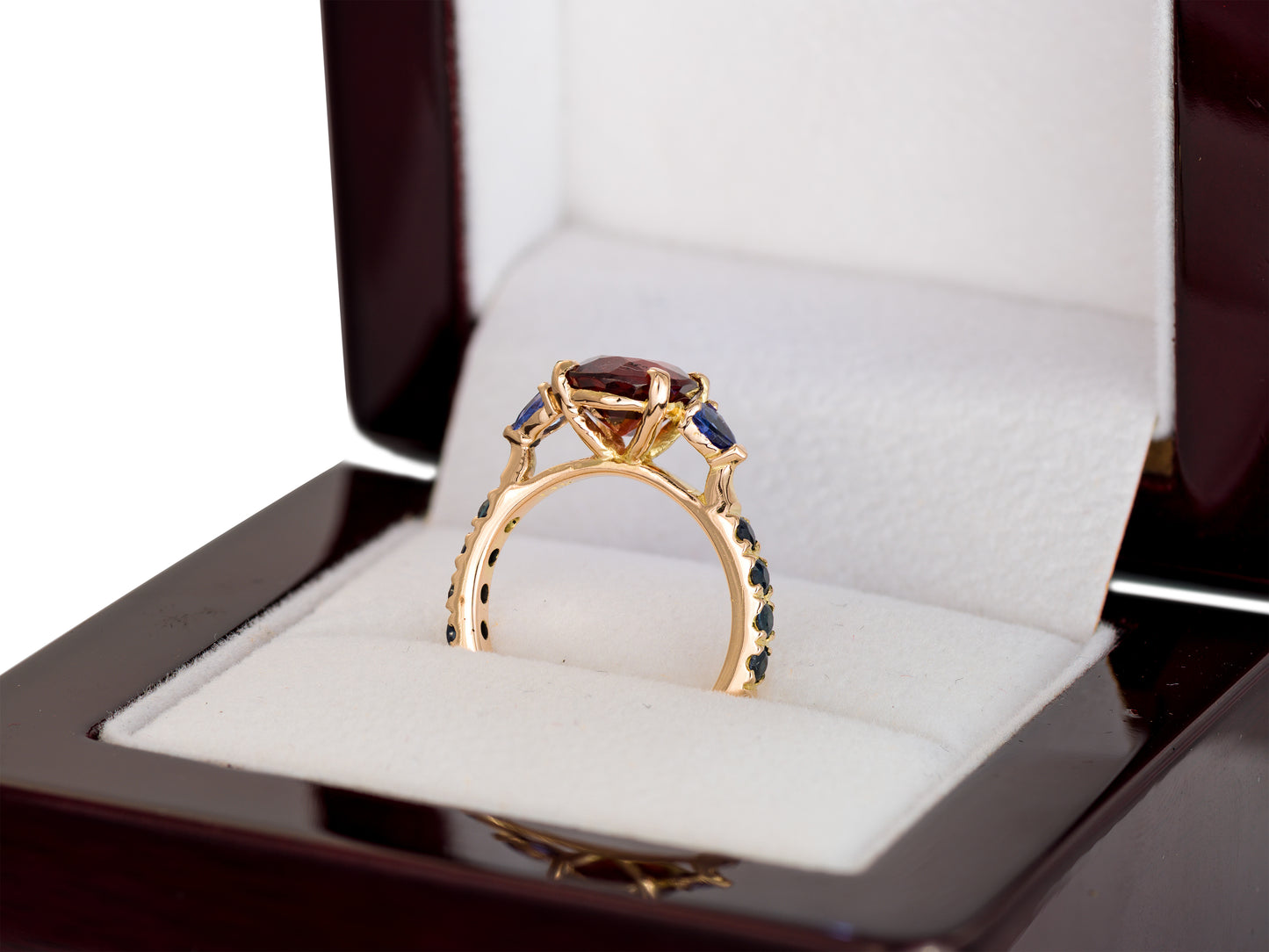 Anillo de oro 18k con Granate, Tanzanita y Zafiros Naturales