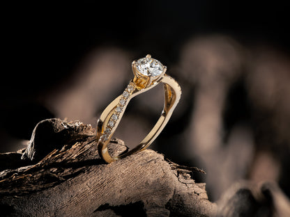 Anillo de oro 18k con Diamante de Laboratorio