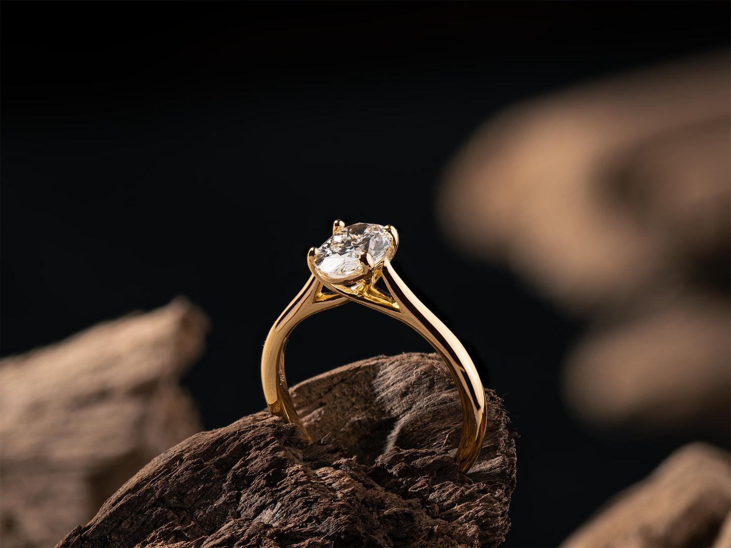 Anillo de Oro 18K con Diamante de laboratorio