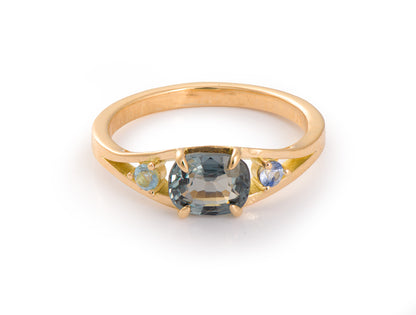 Anillo de Oro Amarillo 18K con Espinela, Zafiro y Aguamarina