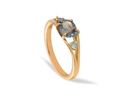 Anillo de Oro Amarillo 18K con Espinela, Zafiro y Aguamarina