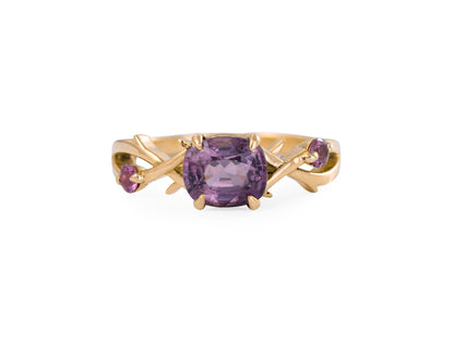 Anillo de Oro Amarillo 18K con Espinelas Naturales