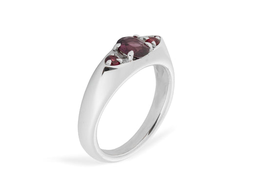 Anillo de Oro Blanco 18K con Zafiro Natural